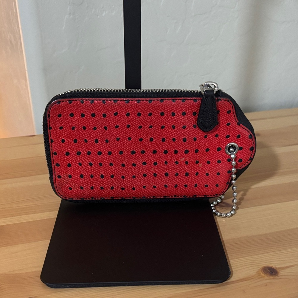 Coach Oversized Hangtag Black Leather Card Holder - Picture 3 of 4